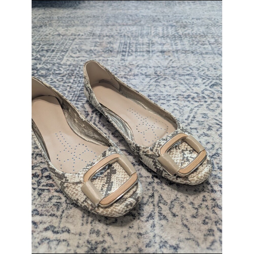 Nine West Snakeskin Print Ballet Flats with Buckle - Beige 6.5-7